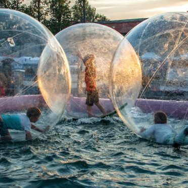 Aqua zorbing