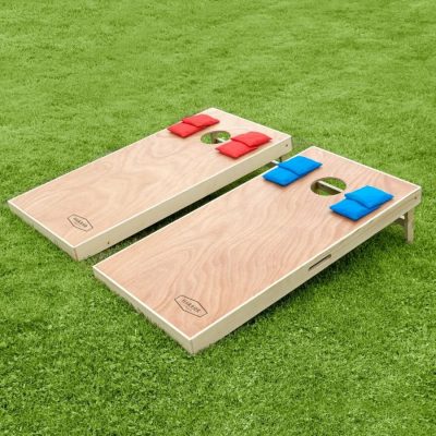 Cornhole prenájom ako spoločenská atrakcia na event