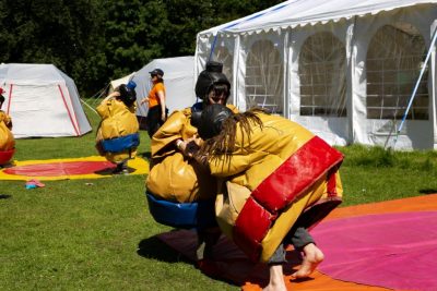 Sumo prenájom ako pohybová atrakcia na event