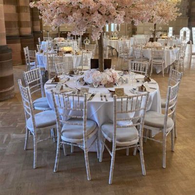 Prenájom Chiavari stoličiek lime – drevená Chiavari stolička lime
