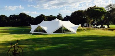 Prenájom Cloud stretch 22×22 m – exteriér veľkého stretch stanu