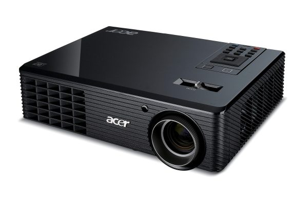 Projektor ACER X110 ( 2500 Lumenov )